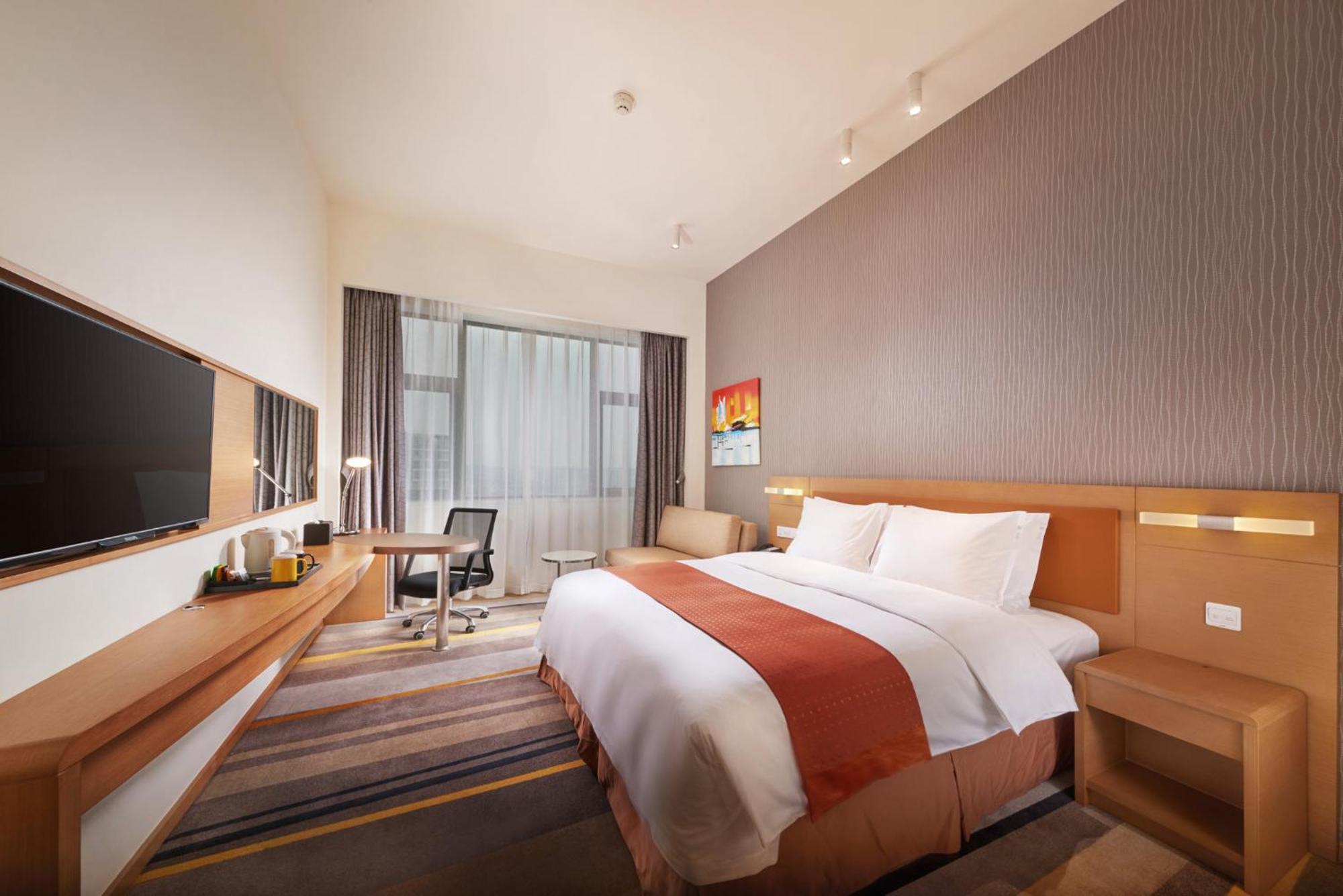 Holiday Inn Express Chengdu Huanhuaxi By Ihg-Near Jinsha Site Musem,Near Wuhou Temple Museum,Welcome Drinks,Free Gym,Free Self-Service Laundry エクステリア 写真