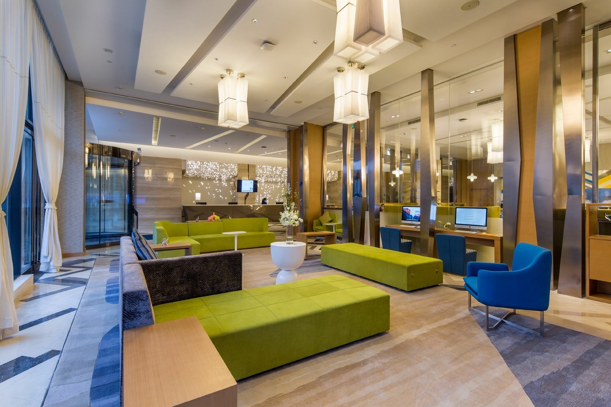 Holiday Inn Express Chengdu Huanhuaxi By Ihg-Near Jinsha Site Musem,Near Wuhou Temple Museum,Welcome Drinks,Free Gym,Free Self-Service Laundry エクステリア 写真